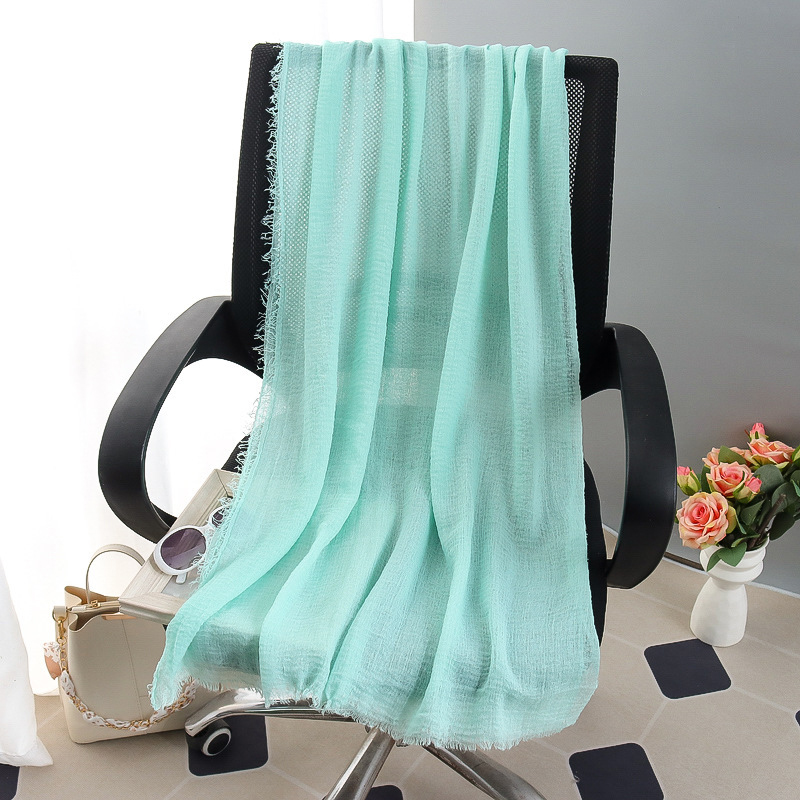 G245 Mekani i prozračni hidžab od voila