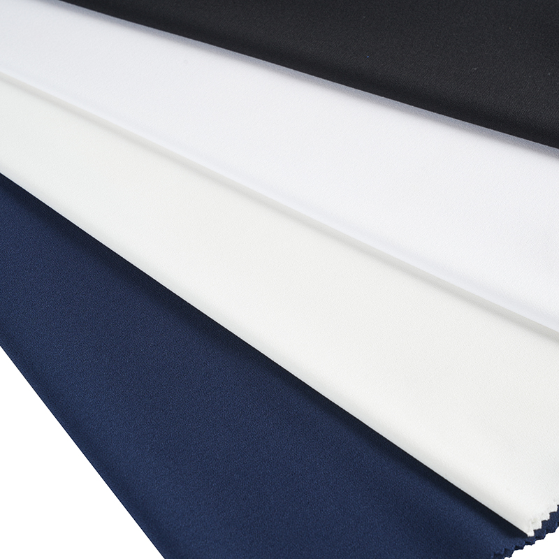 100d neuredna lanena elastična četverostrana (upletena osnova i potka)