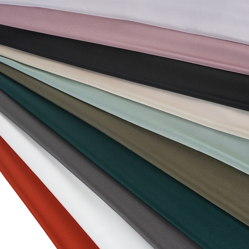 50D rastezljivi satenski šifon obojen