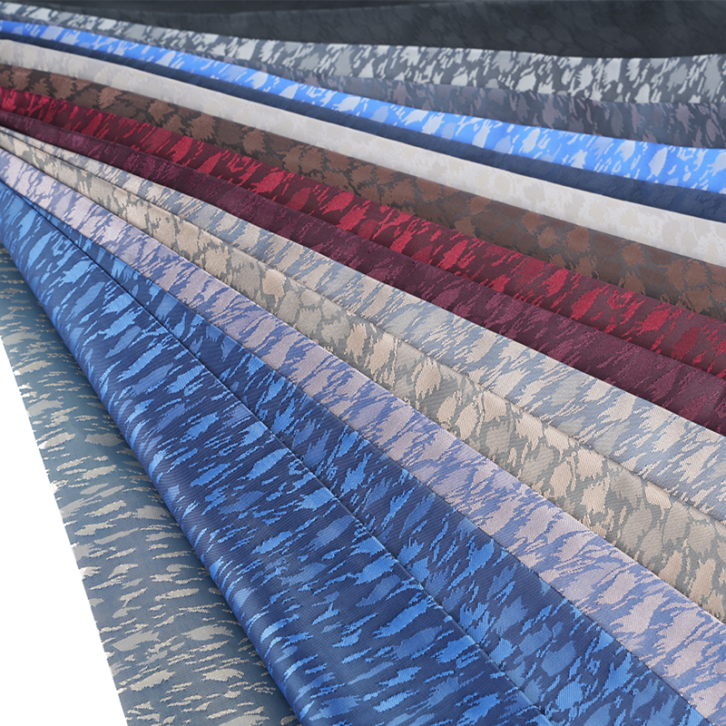 Jacquard s kationskim uzorkom leoparda