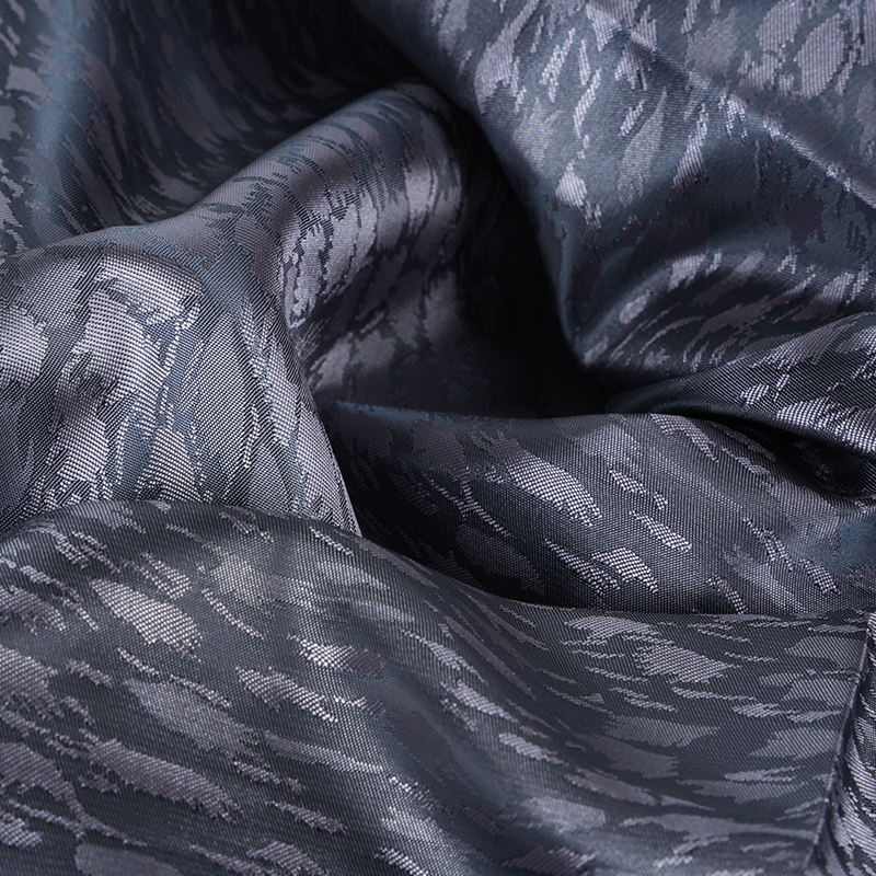 Jacquard s kationskim uzorkom leoparda