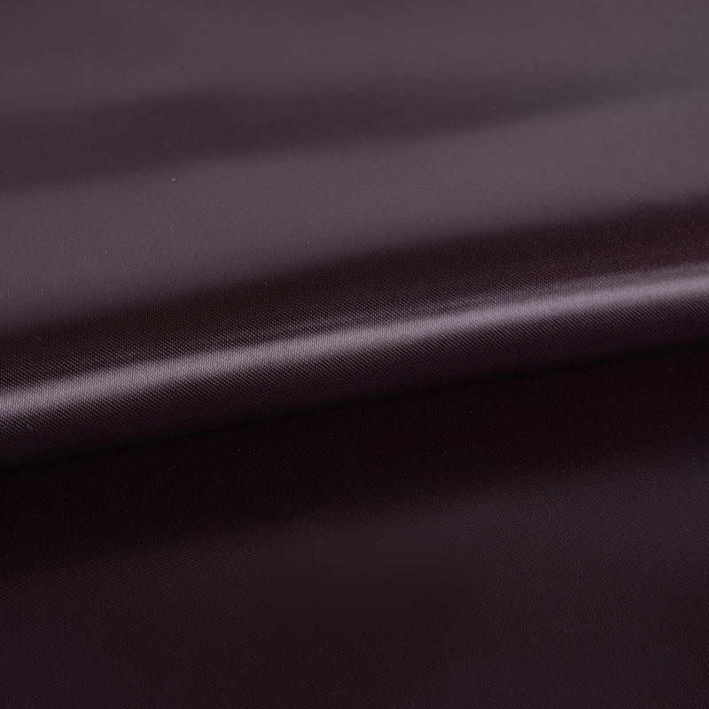 Kationska satenska tkanina