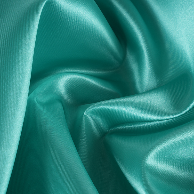 50/75 sjajni neuvrnuti saten + tanka lopatica na gornjoj tkanini