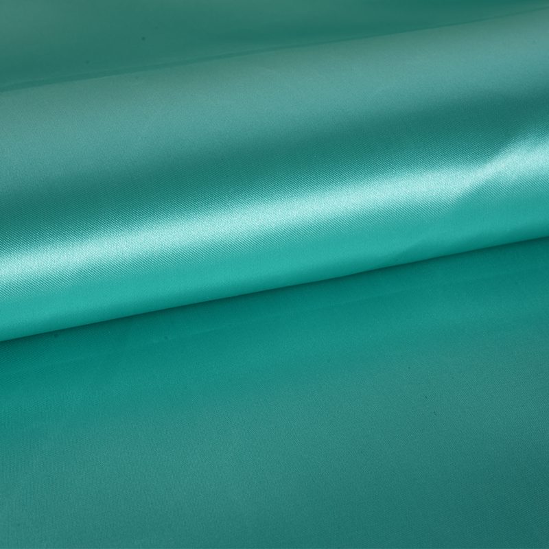 50/75 sjajni neuvrnuti saten + tanka lopatica na gornjoj tkanini