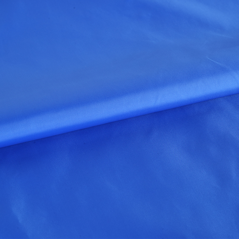 300T 50D*50D poliesterska taft tkanina