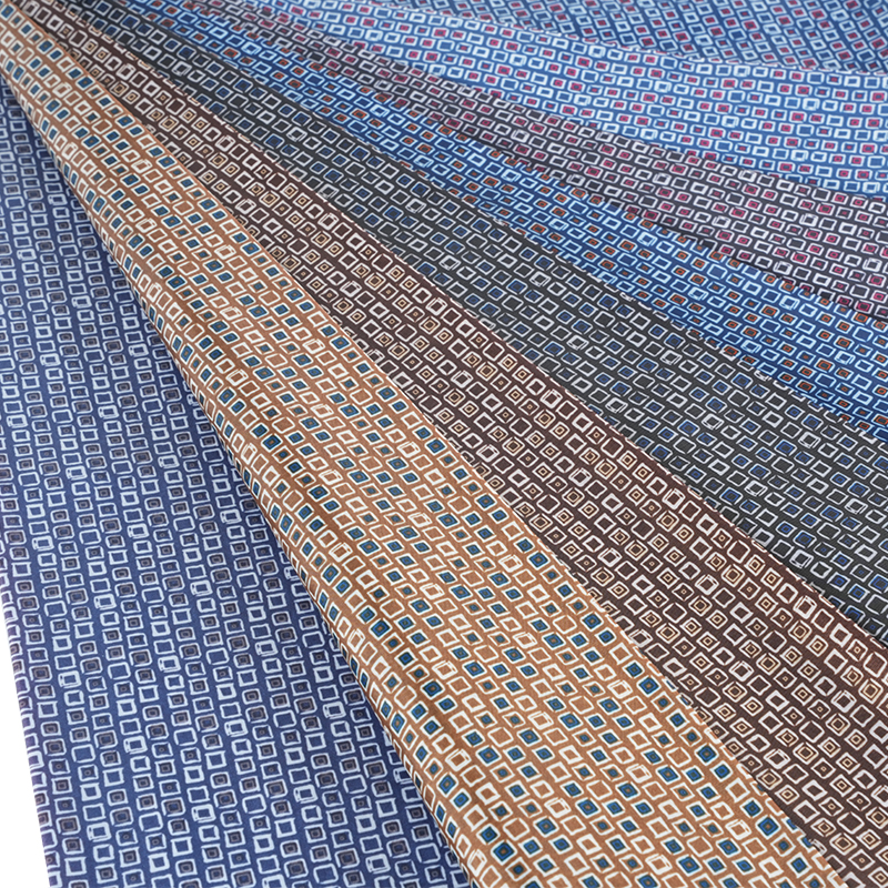 190T poliesterska taft tkanina s malim kvadratom i printom