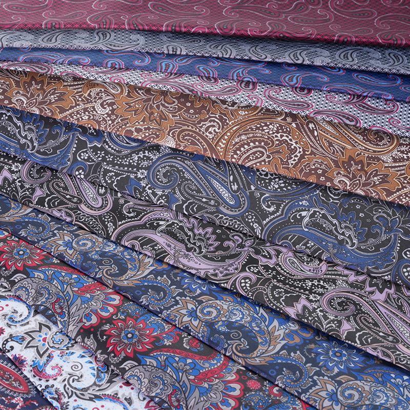 190T poliester taft konjski rep s printom borovih listova